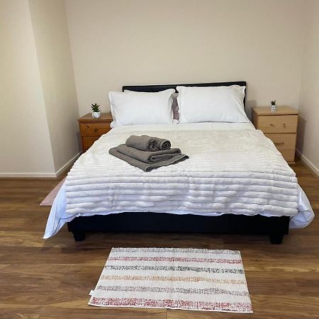 Single And Doubles Rooms Close To Central Londres Exterior foto
