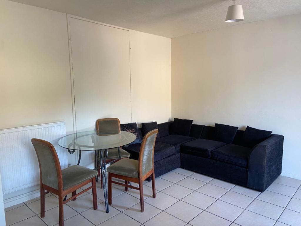 Single And Doubles Rooms Close To Central Londres Exterior foto